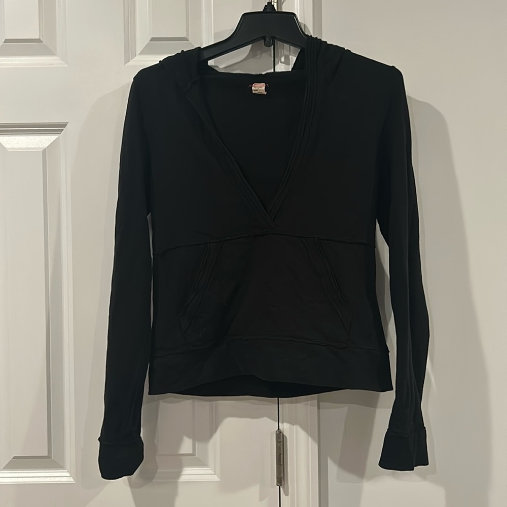 Free People Black V-Neck Hoodie Sweatshirt
